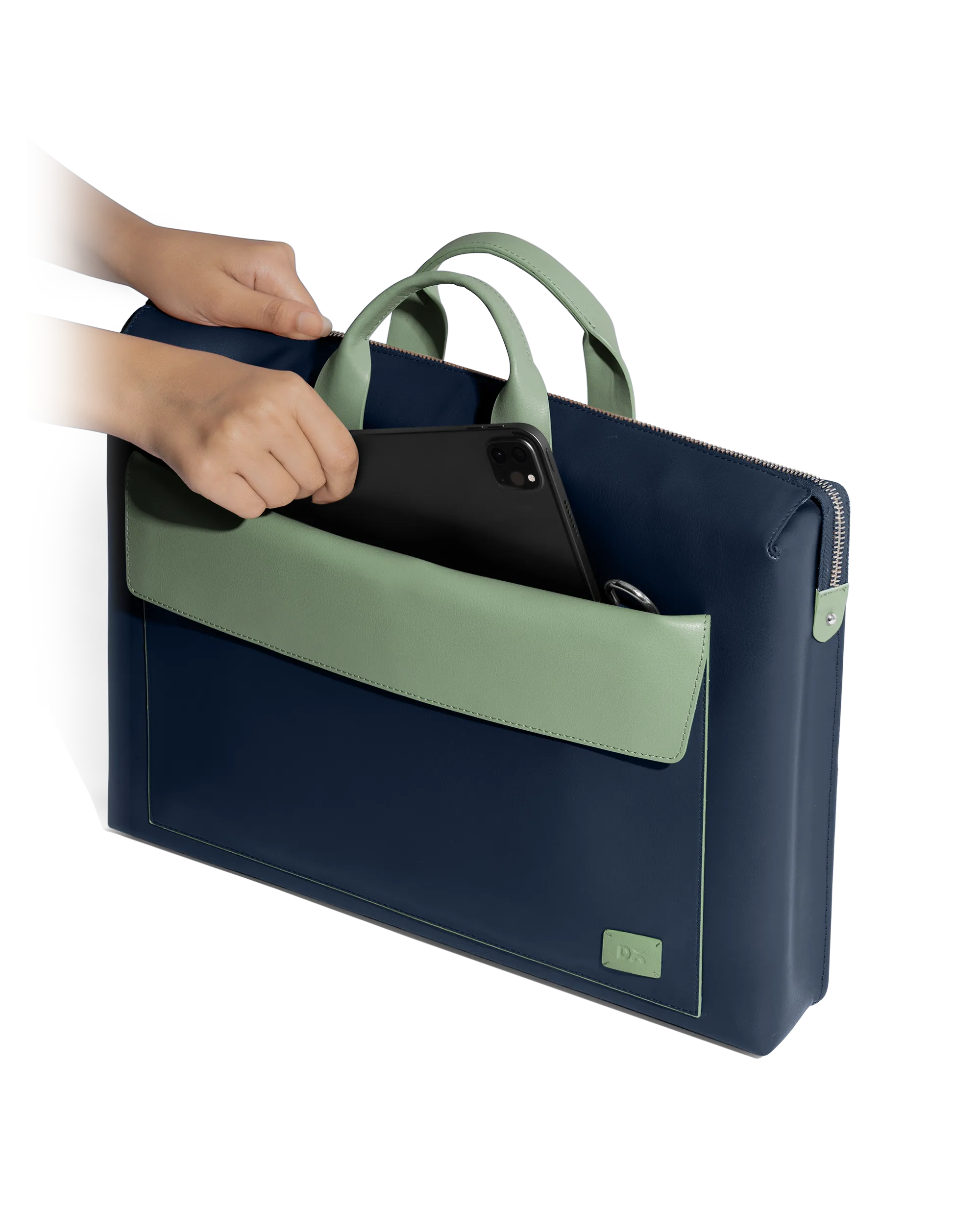 Bask Messenger Bag